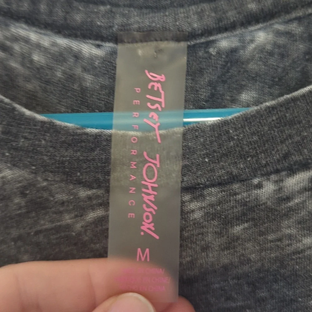 Champagne For Betsey Johnson Gray Preformance Mineral-Wash Tank Top Medium M - Picture 2 of 7